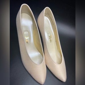 Dyeables Peach Silk Vintage Pumps, Undyed, Original 90s Heels